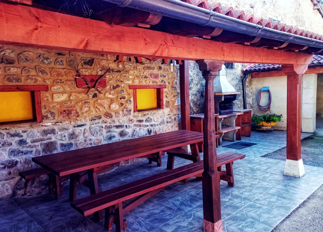 Casa Rural Burón Posada De Valdeon Exterior foto
